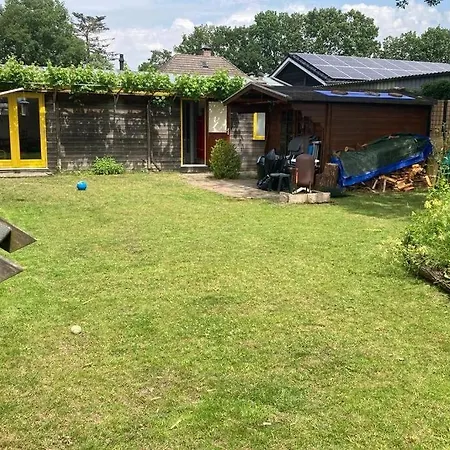 Authentiek Chalet Met Grote Tuin, Dichtbij Sauna * Putten
