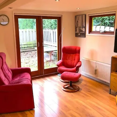 Authentiek Chalet Met Grote Tuin, Dichtbij Sauna Casa de Férias *